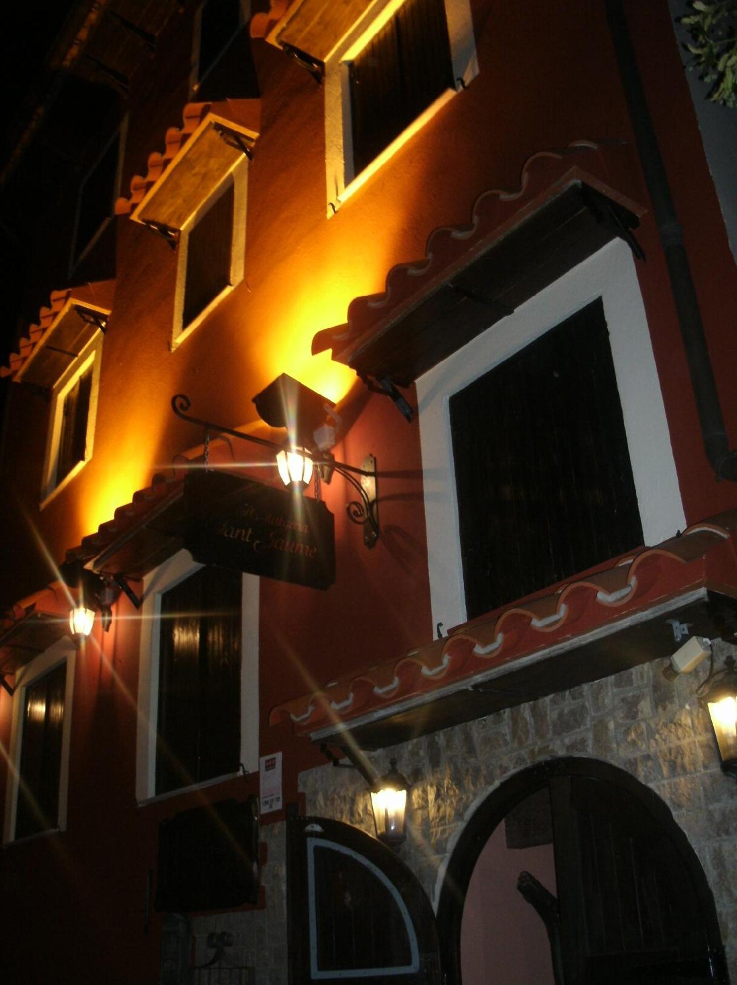 Hostatgeria Sant Jaume Hotel Corachar Ngoại thất bức ảnh